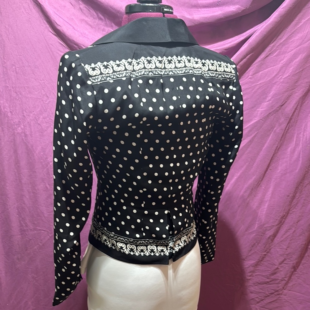White House Black Market Women's Black Blazer with Polka Dots, 100% Silk Size 00 - Picture 3 of 6